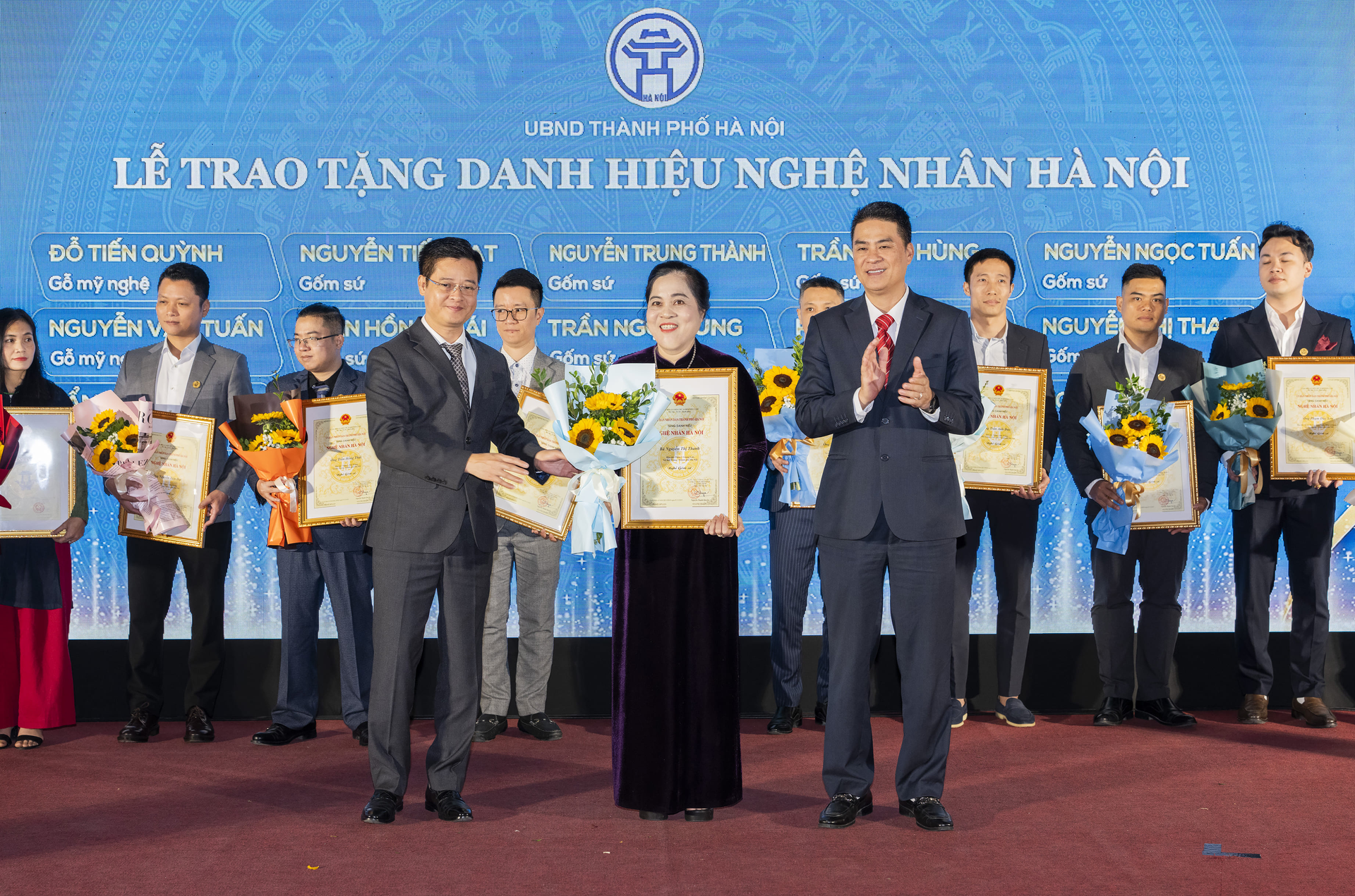 Ông Vũ Mạnh Hải - Nghệ nhân Hà Nội năm 2024 do UBND thành phố Hà Nội trao tặng