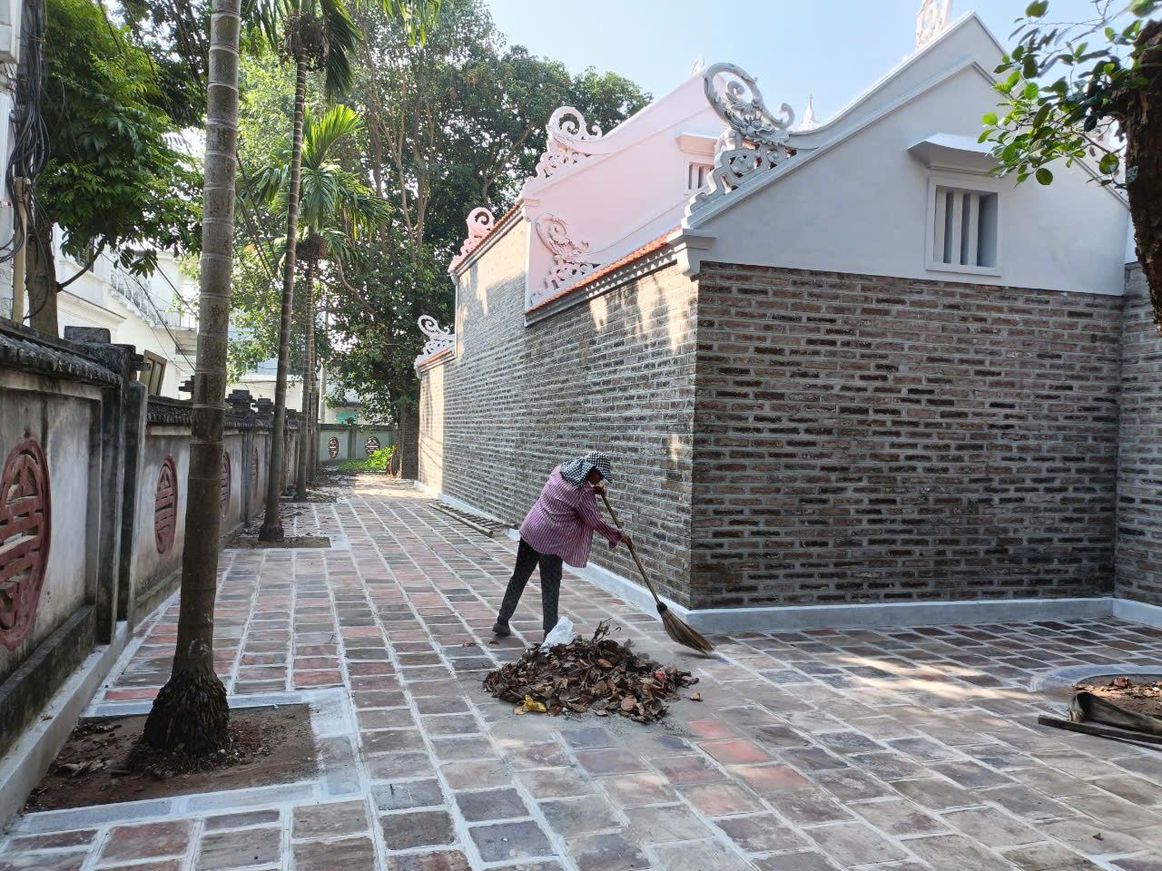 Gạch Bát